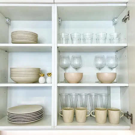 Lolita Lux - Waterfront