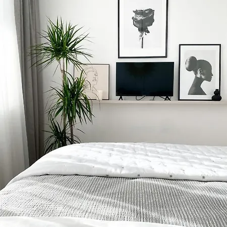 Lolita Lux - Waterfront Apartment Belgrade